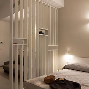 Cirene , Milano Italia